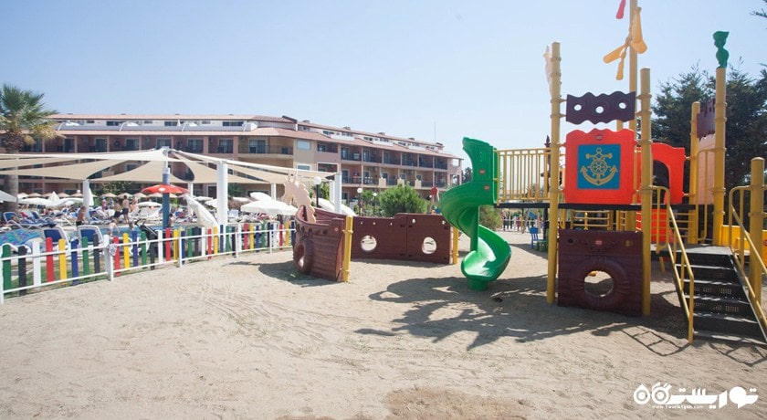 کلاب کودکان هتل افسییا هالیدی بیچ کلاب